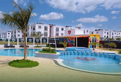 1 Bed Apartment with Swimming Pool in Tatu City