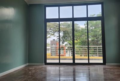 5 Bed House with En Suite at Kerarapon Road - 4