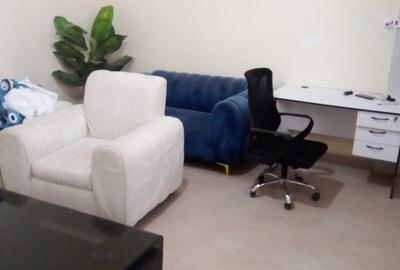 1 Bed House with En Suite at Hatheru Road - 3