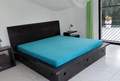 4 Bed House with En Suite in Watamu - 4