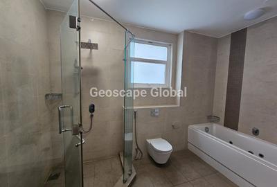 4 Bed Apartment with En Suite in Westlands Area - 2