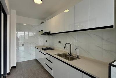 2 Bed Apartment with En Suite at Valley Arcade - 2