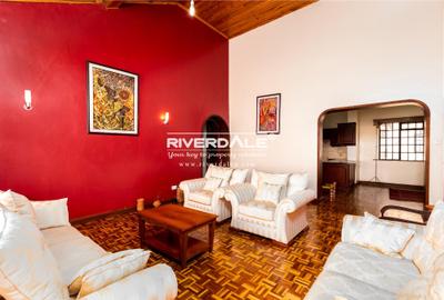 4 Bed Apartment with En Suite in Brookside