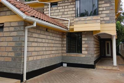 4 Bed Villa with En Suite in Lavington