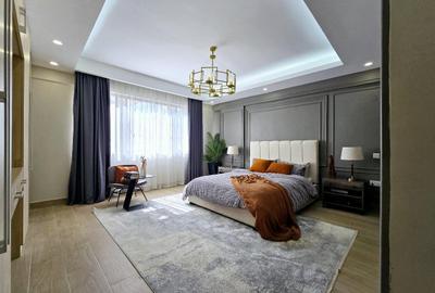 4 Bed Apartment with En Suite at Othaya Road