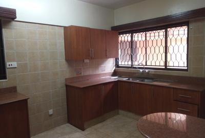 3 Bed Apartment with En Suite at Rhapta Road Westlands.