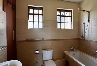 4 Bed Townhouse with En Suite in Lavington