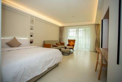 Serviced 2 Bed Apartment with En Suite in Kilimani