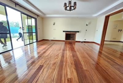4 Bed House with En Suite in Thigiri