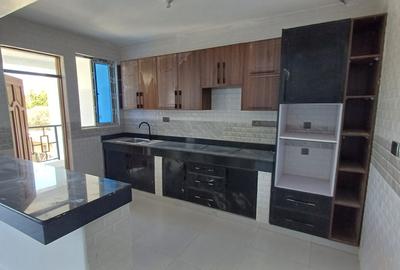 3 Bed Apartment with En Suite at Tausi Road