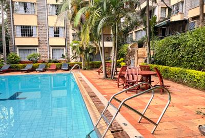 Serviced 2 Bed Apartment with Swimming Pool in Brookside