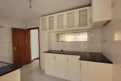 4 Bed Apartment with En Suite at Thika Road - 4
