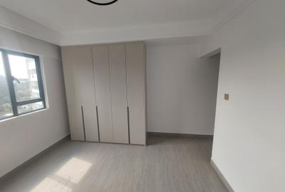 4 Bed Apartment with En Suite in Kileleshwa