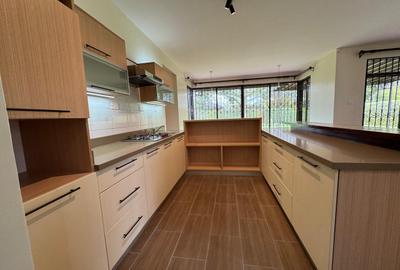 4 Bed Townhouse with En Suite in Runda - 4