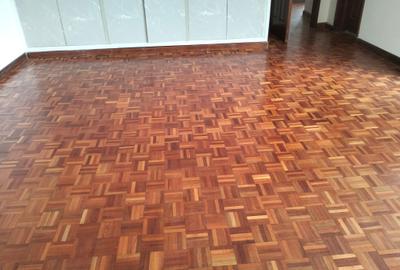 4 Bed Townhouse with En Suite in Lavington - 2