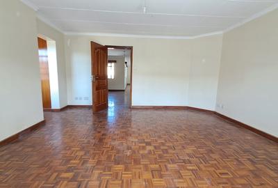 4 Bed Townhouse with En Suite in Brookside