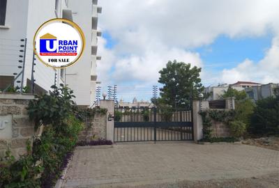 3 Bed Apartment with En Suite in Nyali Area