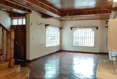 4 Bed Townhouse with En Suite at Westlands - 4