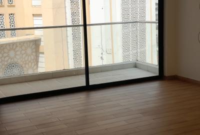 4 Bed Apartment with En Suite at Parklands - 4