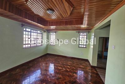 4 Bed House with En Suite in Nyari - 4