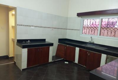 4 Bed Villa with En Suite in Nyali Area - 3