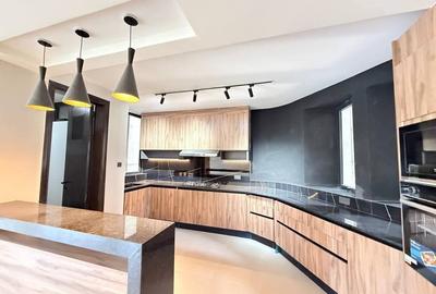 3 Bed Apartment with En Suite in Westlands Area - 2