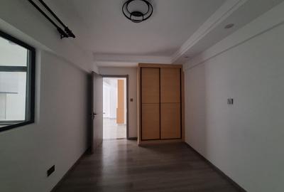 2 Bed Apartment with En Suite in Kilimani - 2