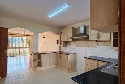4 Bed Townhouse with En Suite at Lavington Green - 4