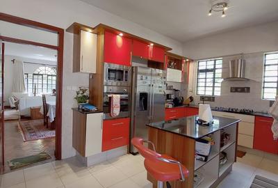 4 Bed Villa with En Suite at Kirawa Road - 4