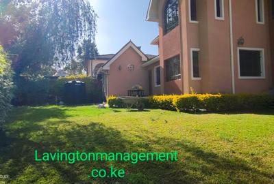 4 Bed House with En Suite at Lavington Green - 2