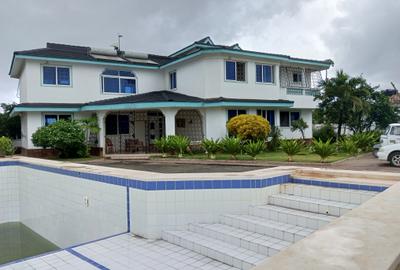 6 Bed Villa with En Suite at Serena Road Shanzu