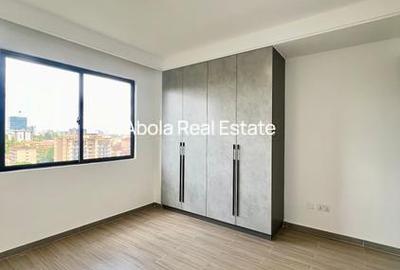 2 Bed Apartment with En Suite in Riverside - 3