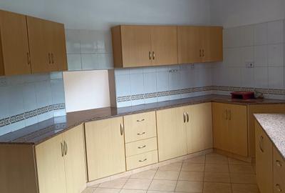 3 Bed Apartment with Swimming Pool in Spring Valley - 4