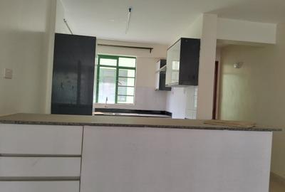 1 Bed Apartment with En Suite at Thindigua Delta - 4