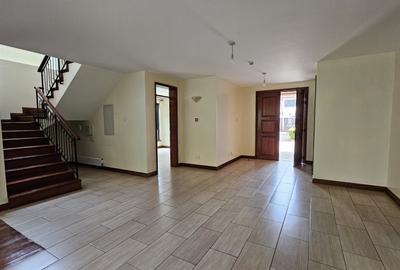 4 Bed Villa with En Suite at Runda Ruaka Rd - 3