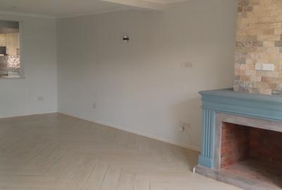 Serviced 2 Bed Apartment with En Suite at Runda - 2