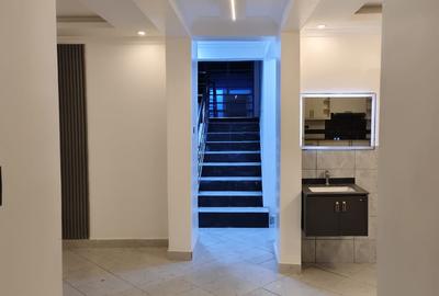 4 Bed House with En Suite at Mugutha