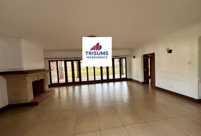 5 Bed Townhouse with En Suite in Gigiri - 2