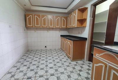 3 Bed Townhouse with En Suite at Runda Evergreen - 2