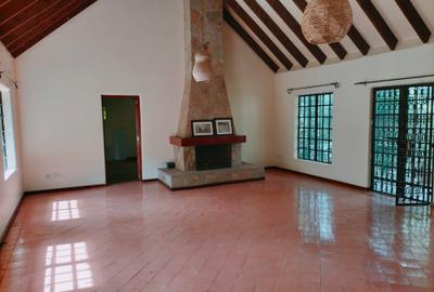 3 Bed House with En Suite at Mayor Road