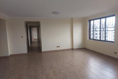 4 Bed Apartment with Borehole in Kileleshwa - 4