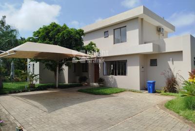 3 Bed House with En Suite at Awali Estate