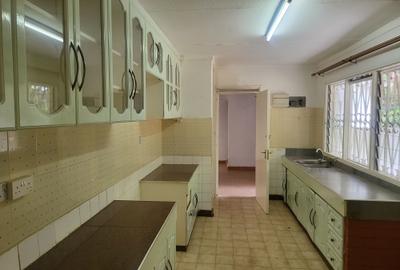 4 Bed House with En Suite in Loresho - 3