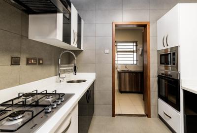 2 Bed Apartment with En Suite in Kileleshwa - 4
