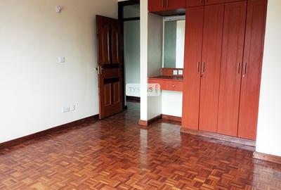 4 Bed Apartment with En Suite in Kilimani - 3
