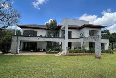 5 Bed Townhouse with En Suite in Karen - 2
