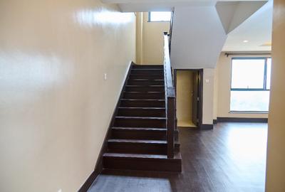 Serviced 4 Bed Apartment with En Suite in Lavington - 3