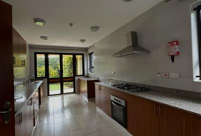 4 Bed Townhouse with En Suite in Runda - 4