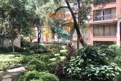 2 Bed Apartment with En Suite in Brookside