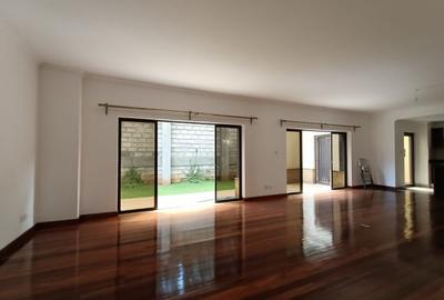 4 Bed Townhouse with En Suite in Lavington - 2